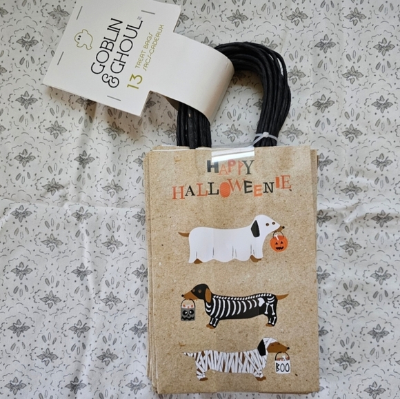 Goblin & Ghoul Halloween Dachshund Treat Bags - Picture 1 of 5